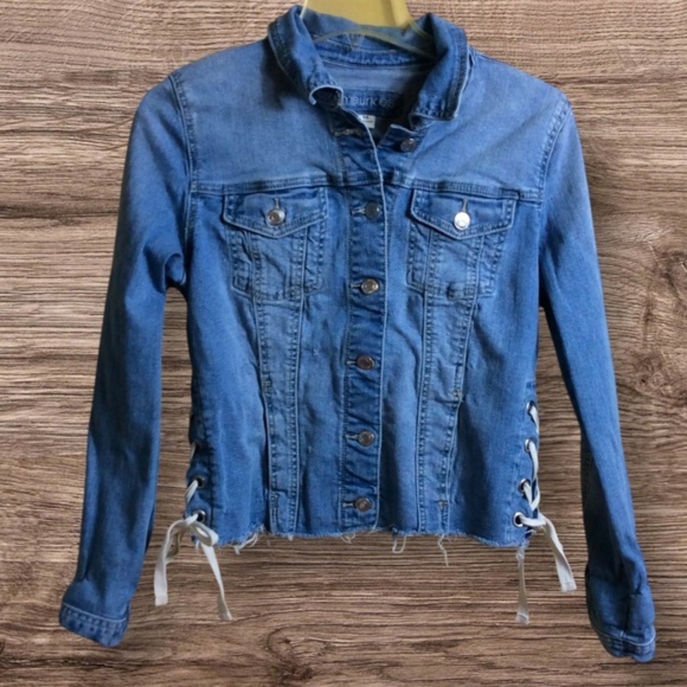 Maurices medium stretch denim jean jacket. Lace up.